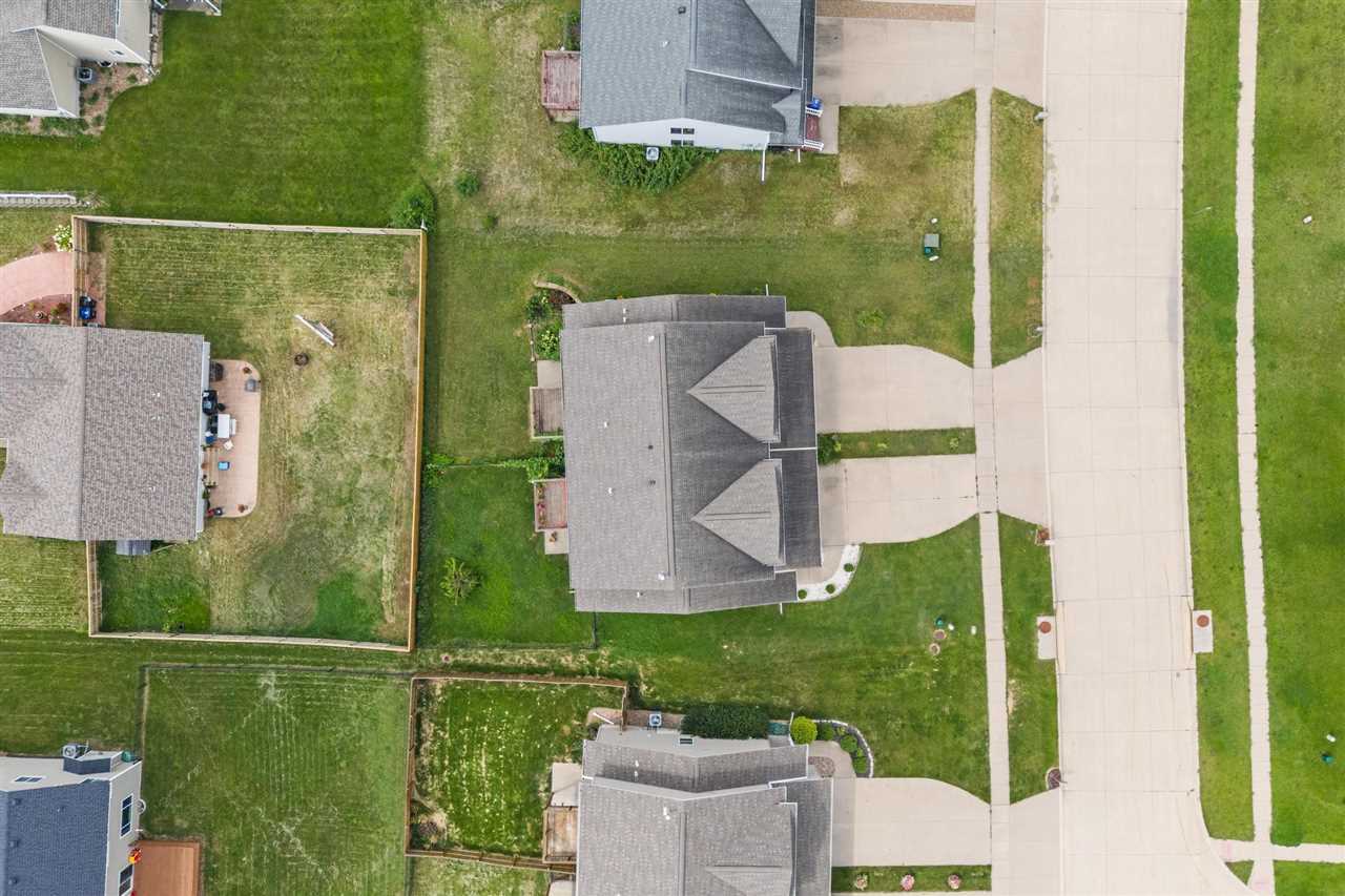 1457 Palisades Dr