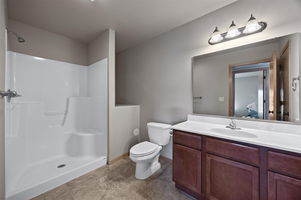 1459 Palisades Dr