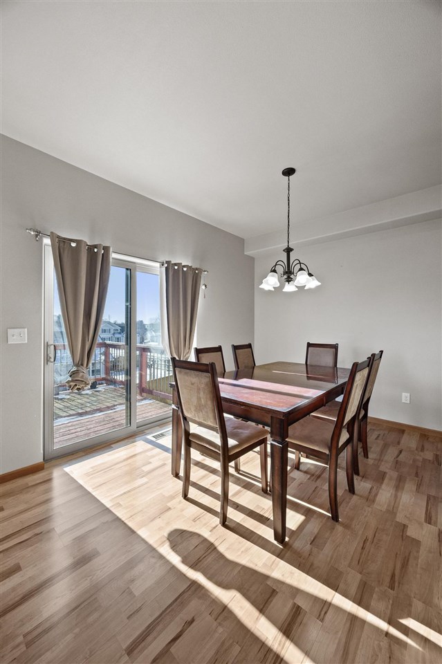 1459 Palisades Dr