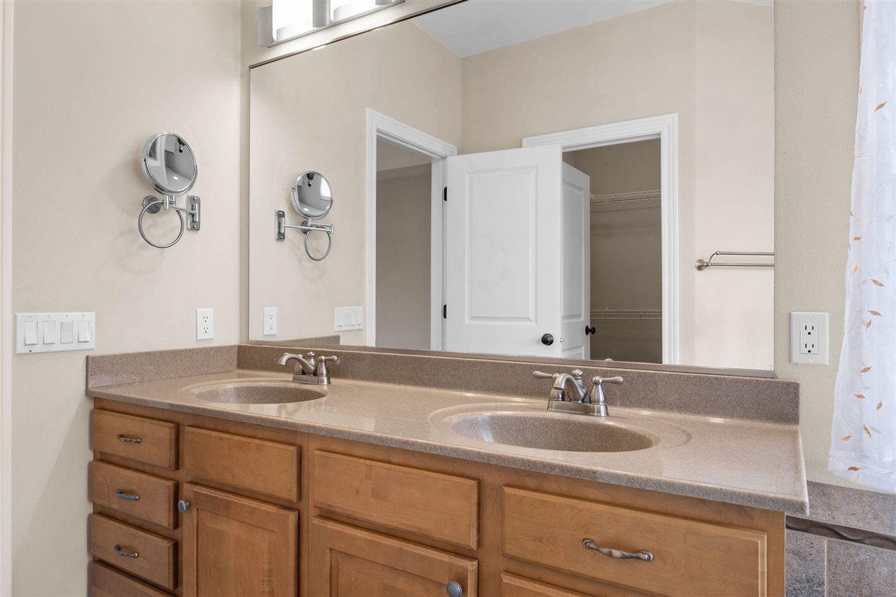 3455 Donegal Ct