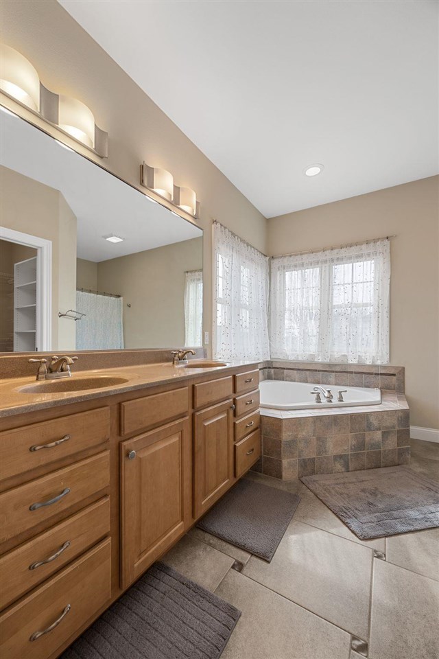3455 Donegal Ct