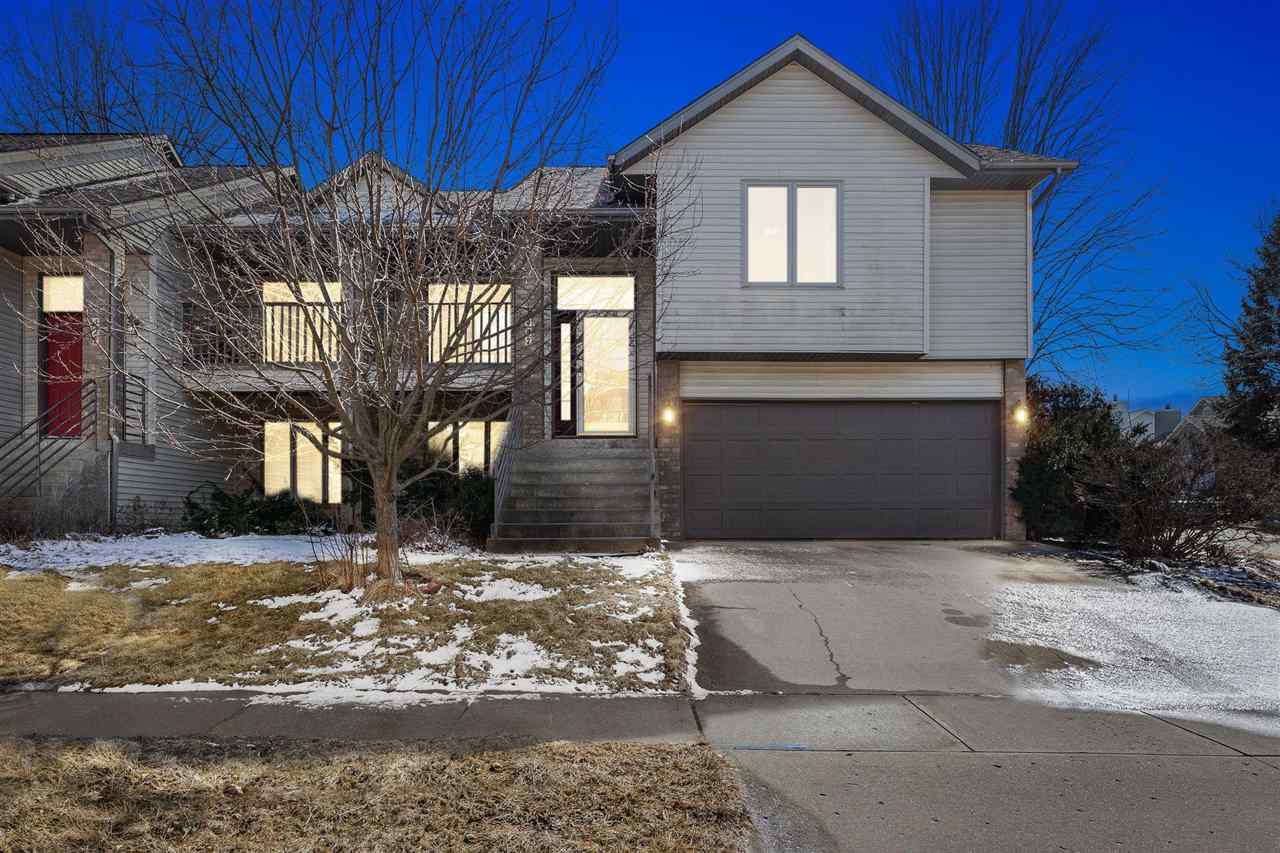 447 West Side Dr