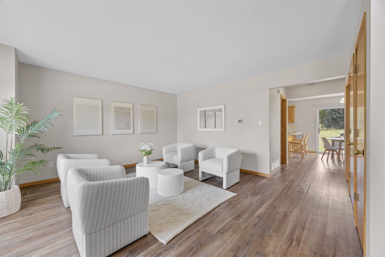 1333 Woolridge Dr