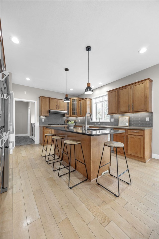 2265 Shropshire Cir