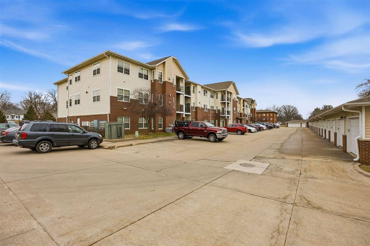 600 Grandview Ct Unit: 605