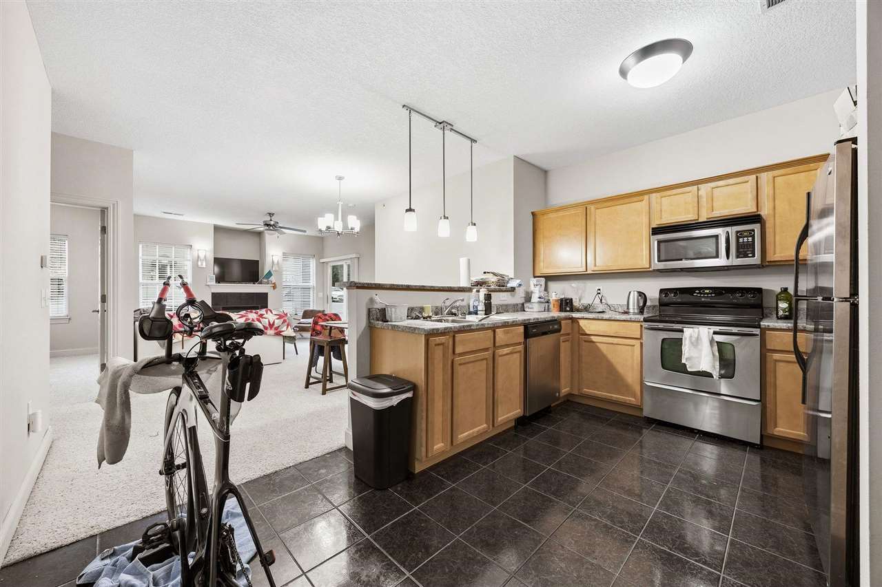 600 Grandview Ct Unit: 605