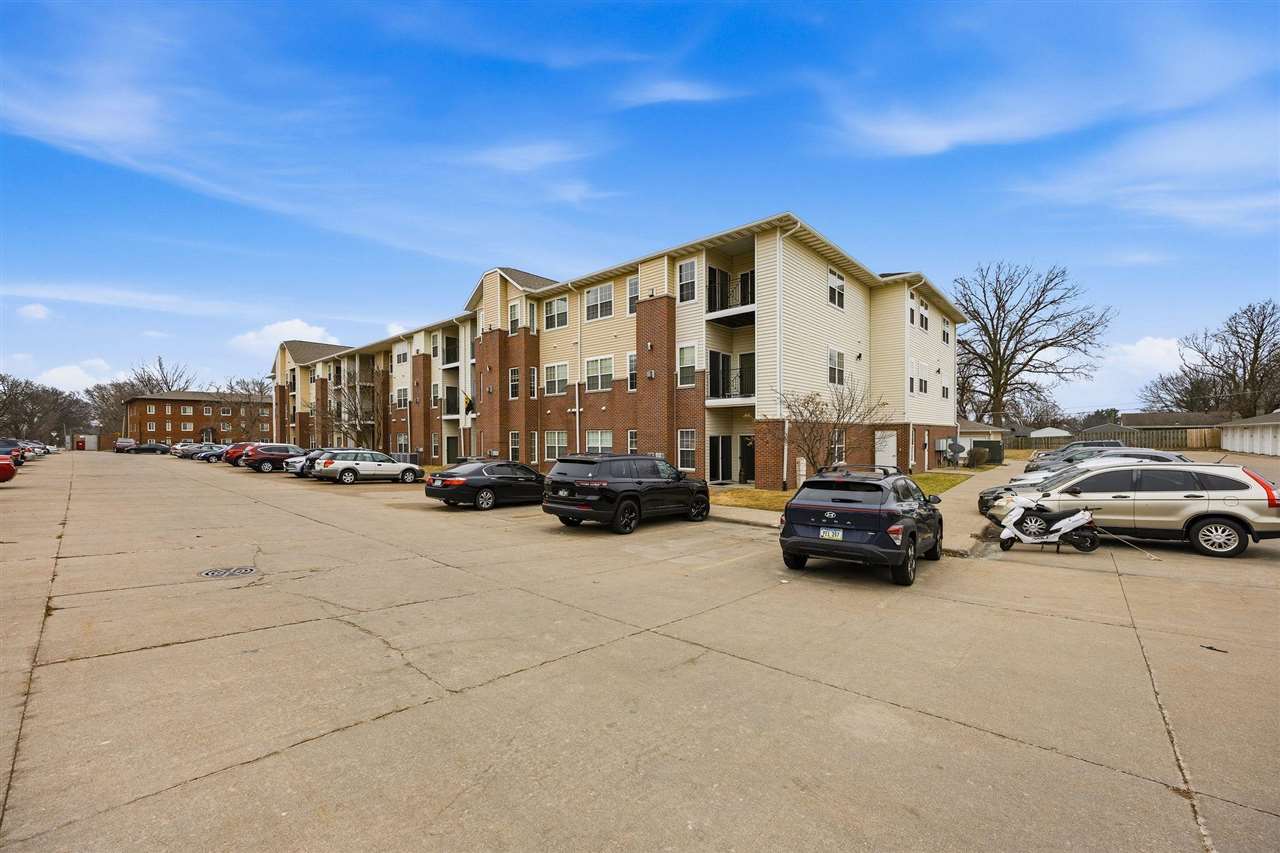 600 Grandview Ct Unit: 605
