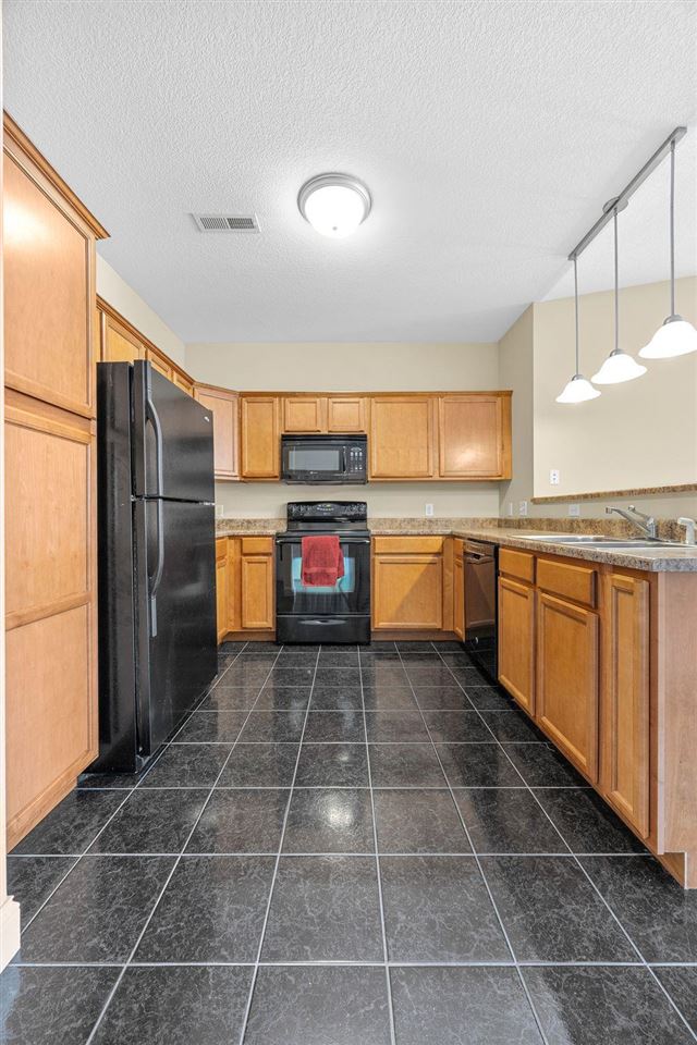 600 Grandview Ct Unit: 635
