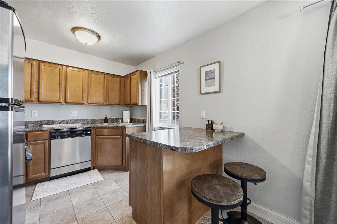 200 Grandview Ct Unit: 205