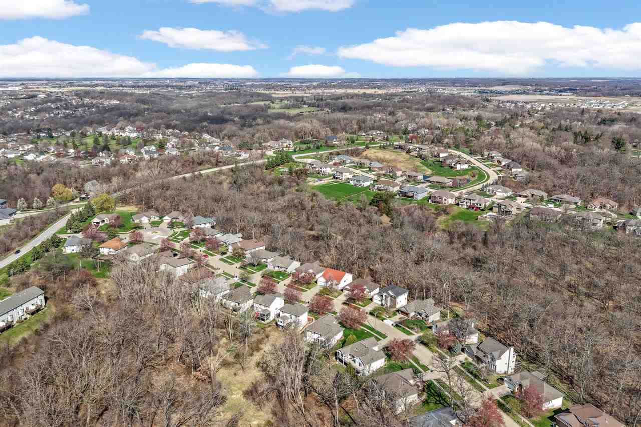 95 E Dovetail Dr