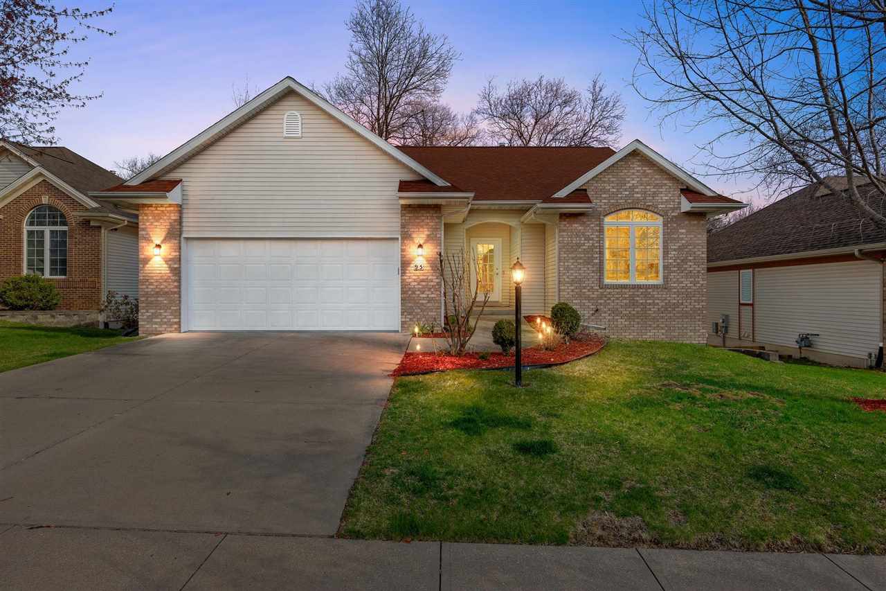 95 E Dovetail Dr