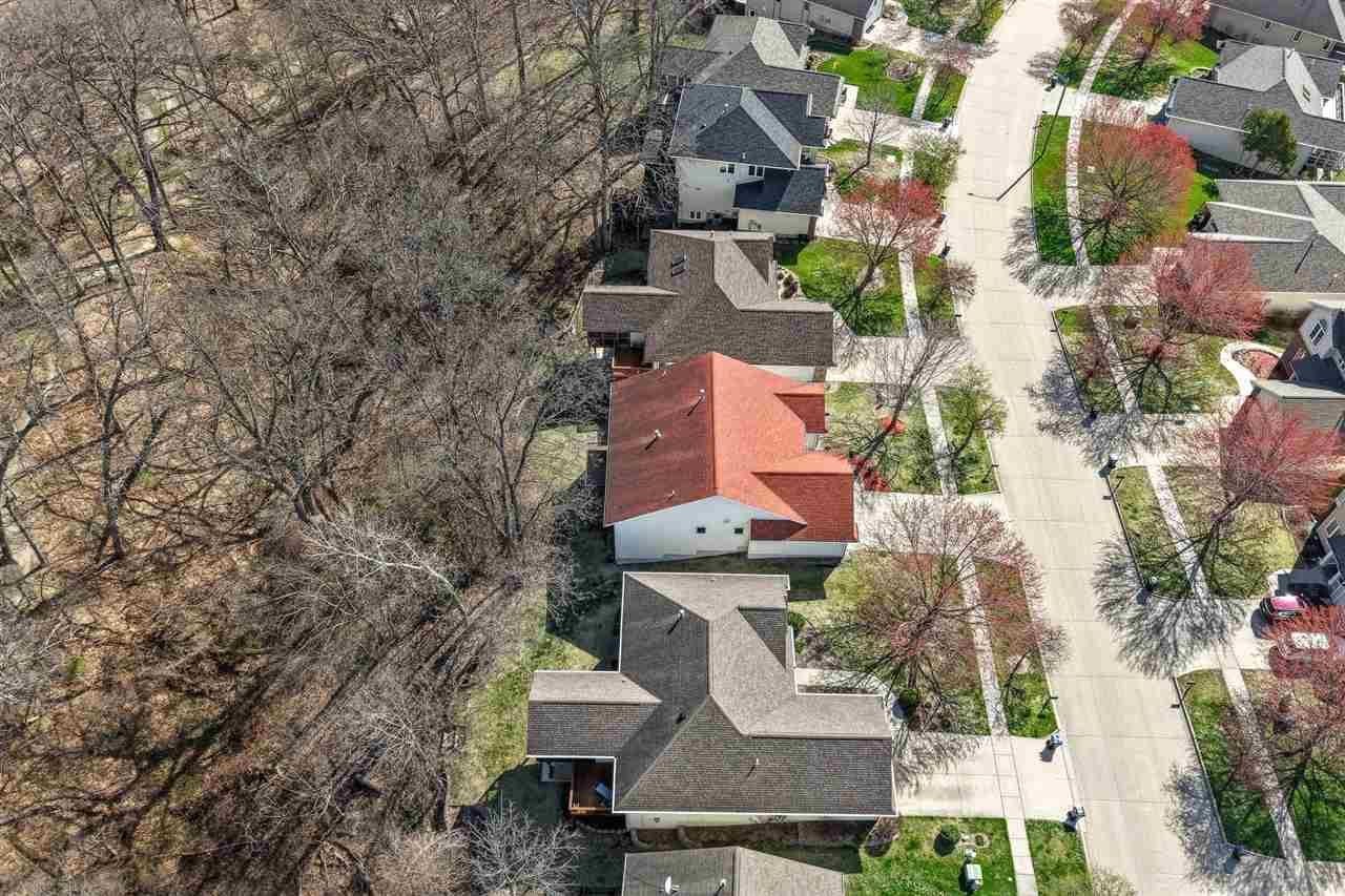 95 E Dovetail Dr