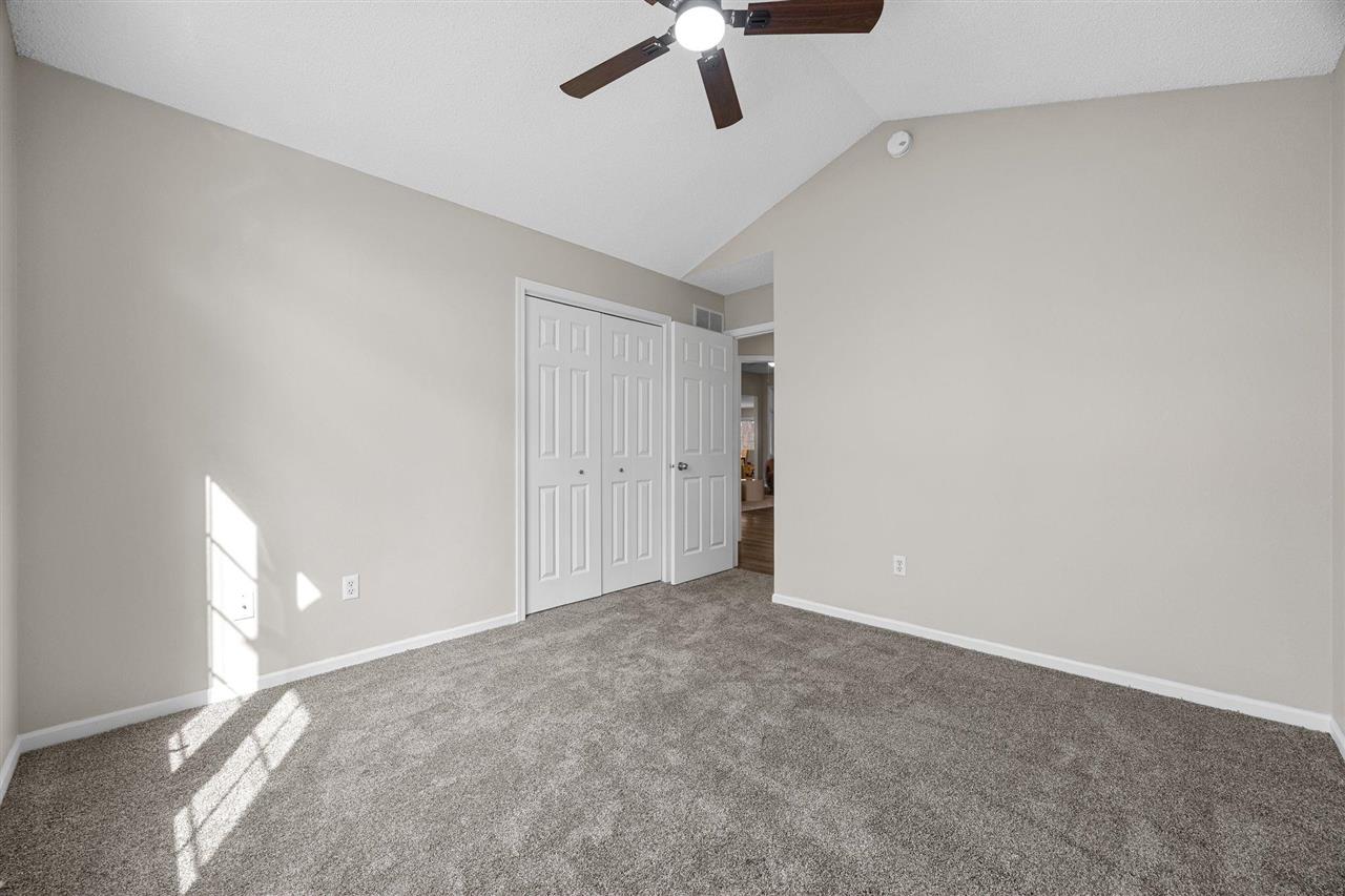 95 E Dovetail Dr