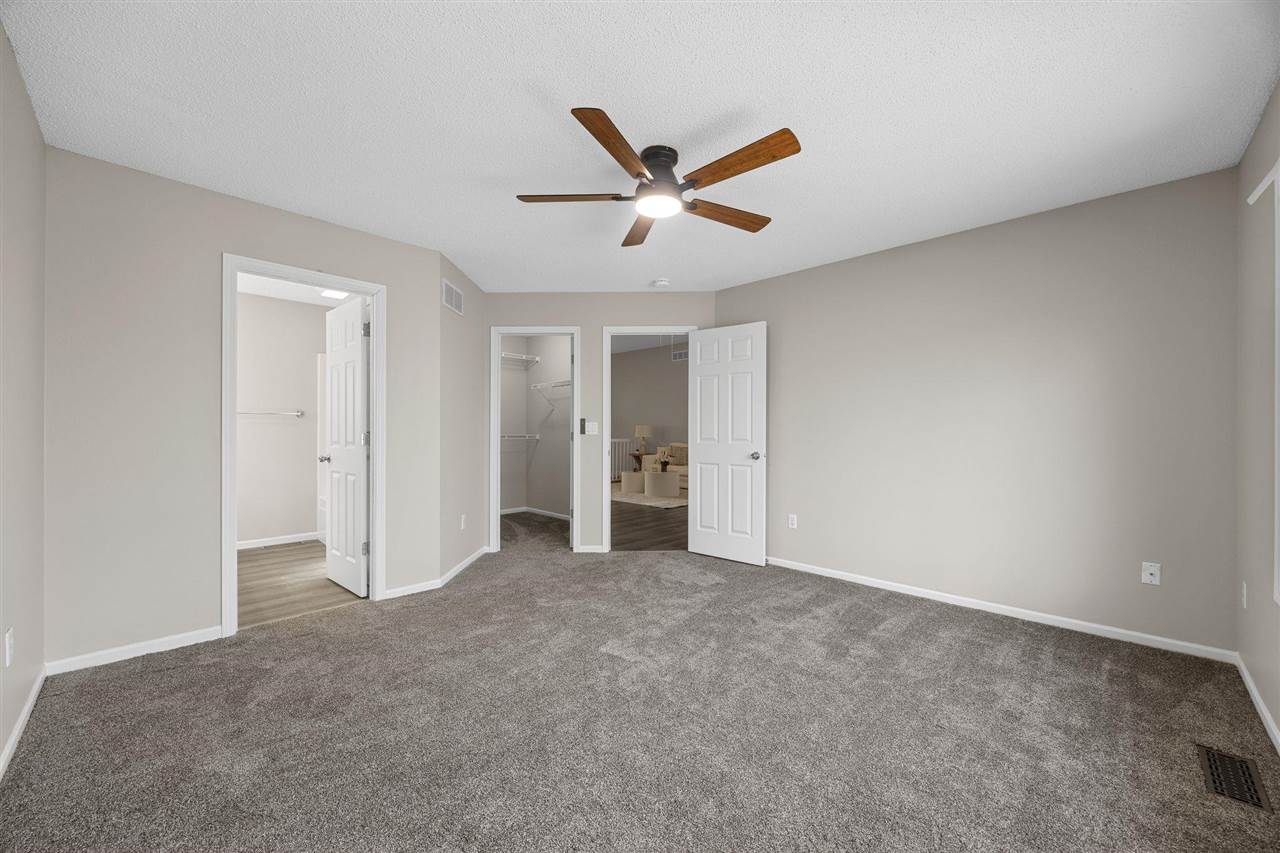 95 E Dovetail Dr
