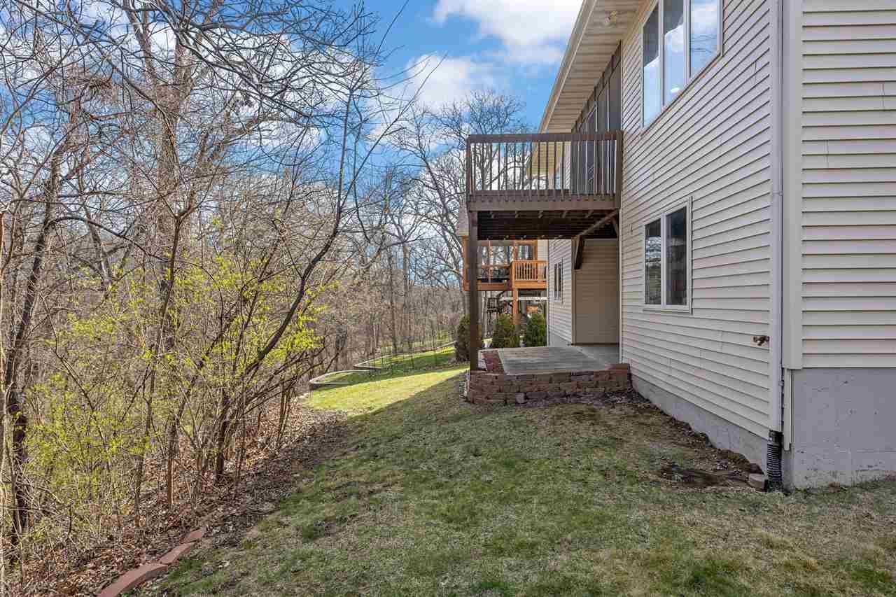 95 E Dovetail Dr