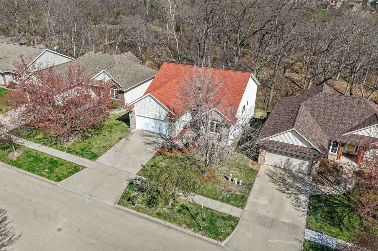 95 E Dovetail Dr
