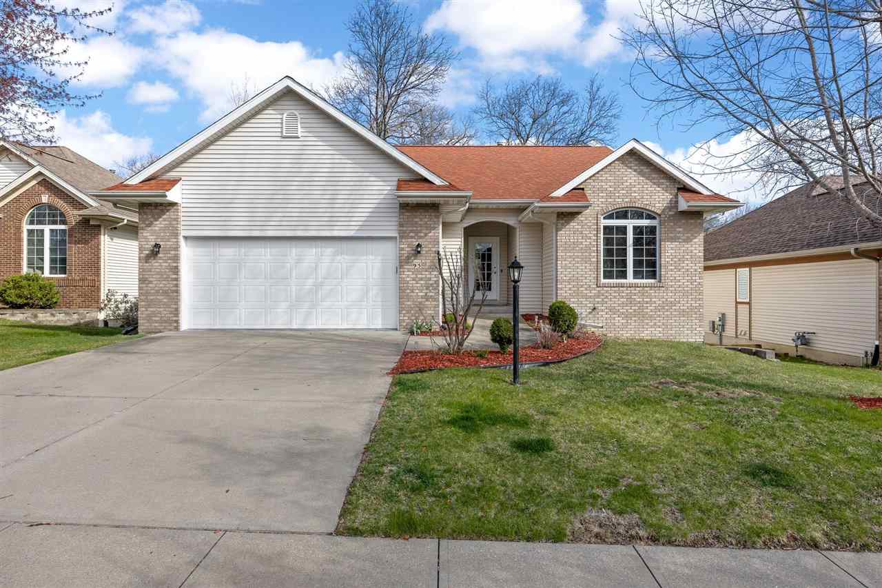 95 E Dovetail Dr