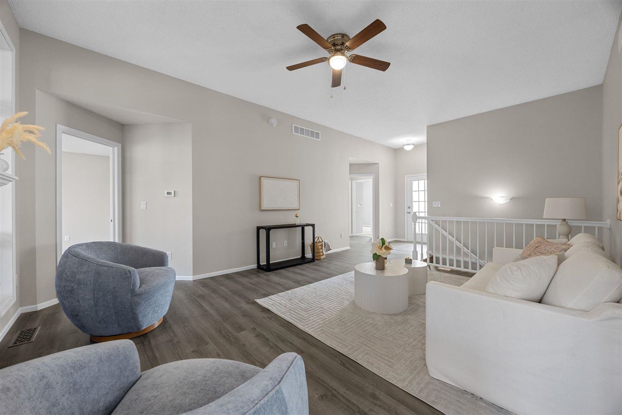 95 E Dovetail Dr