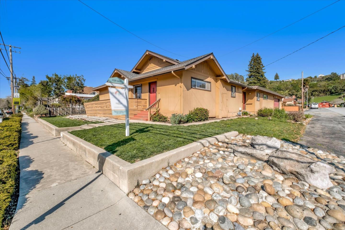 3300 N Main ST