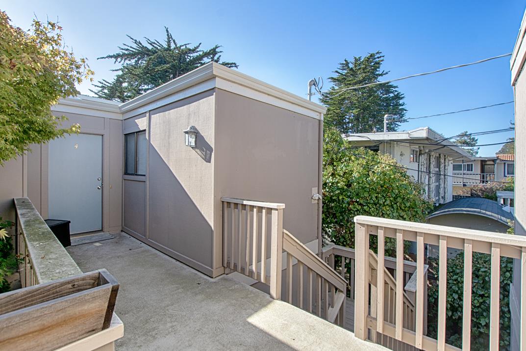 369 Sea Ridge RD