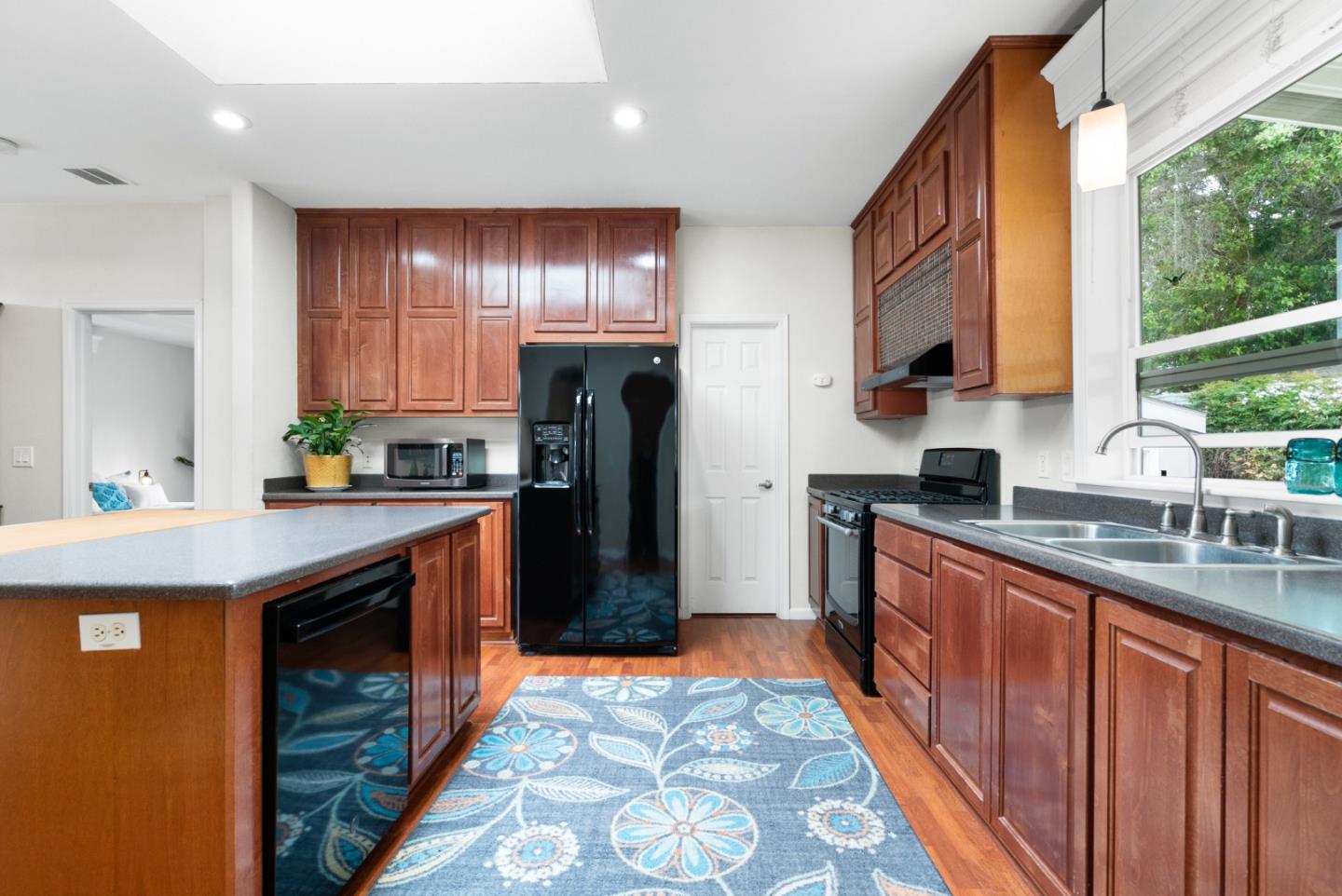 789 Green Valley Rd #133