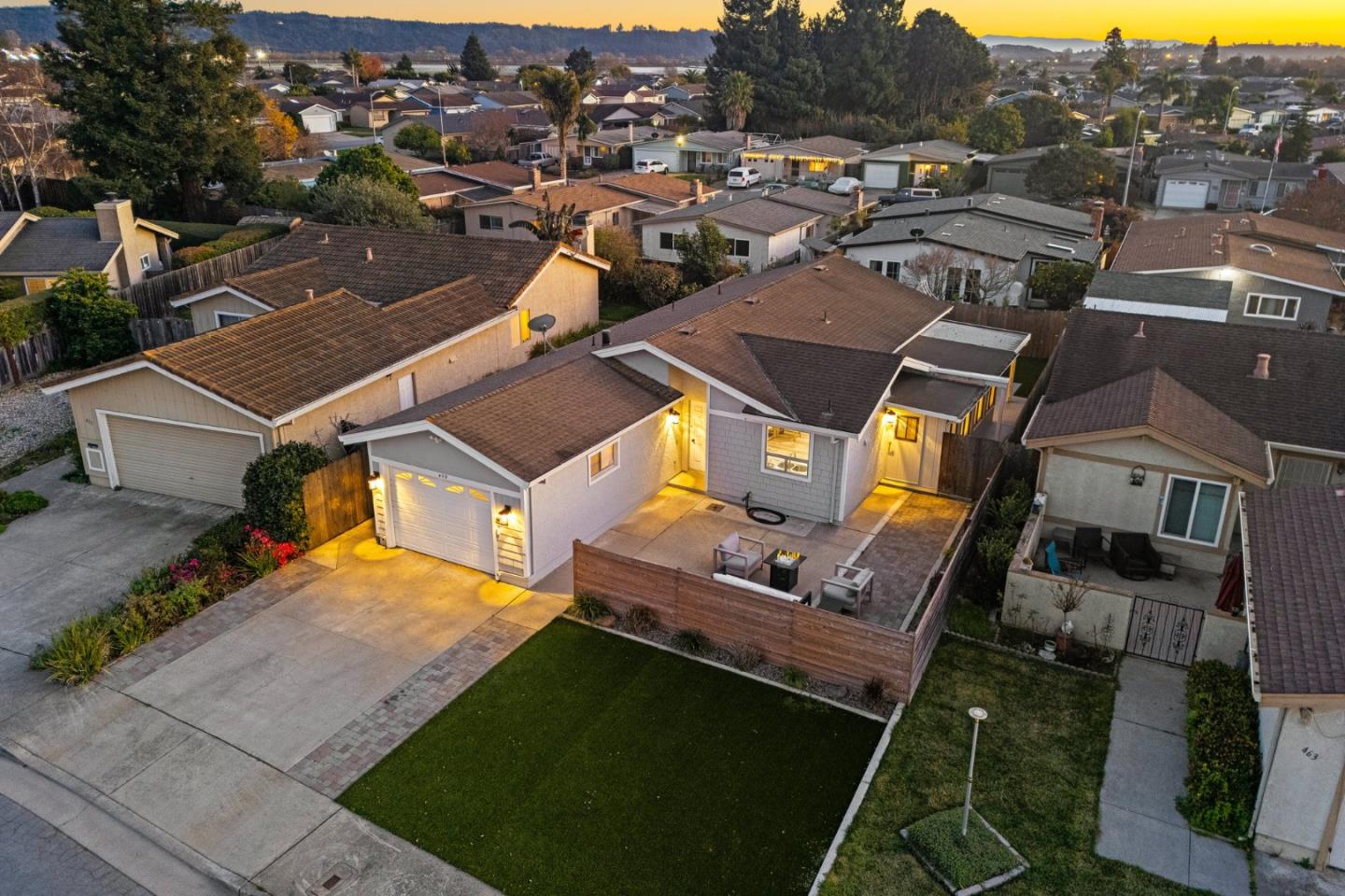 459 Cloudview DR