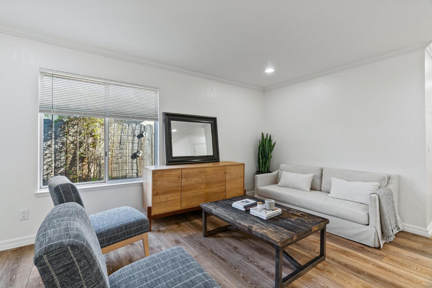 459 Cloudview DR
