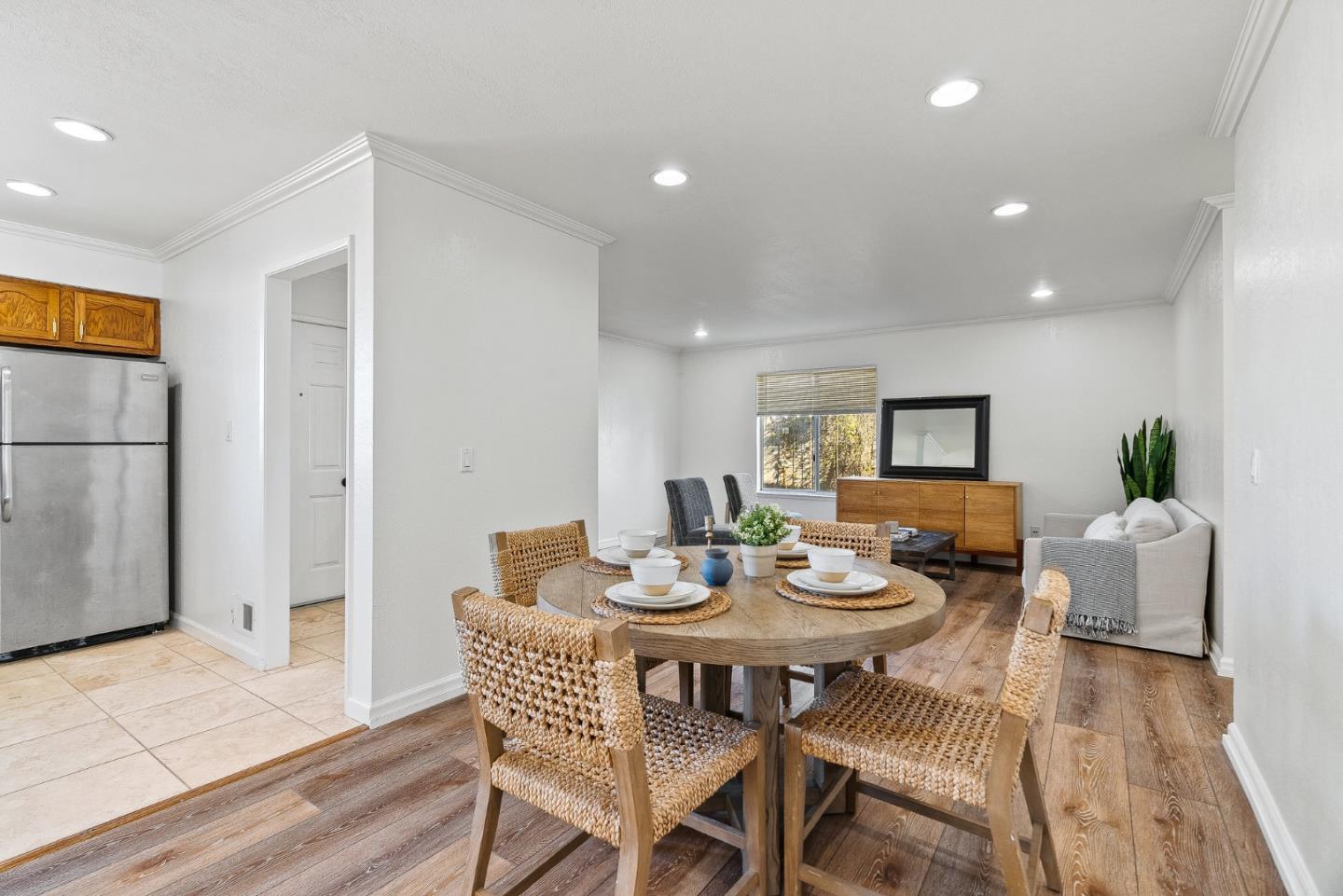 459 Cloudview DR