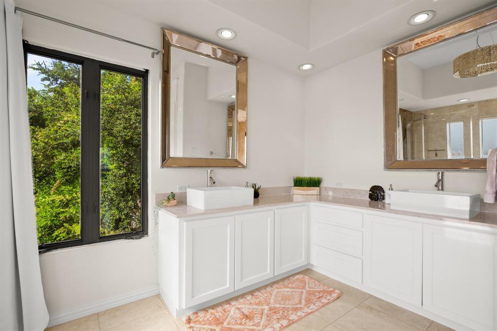 13902 Panorama DR
