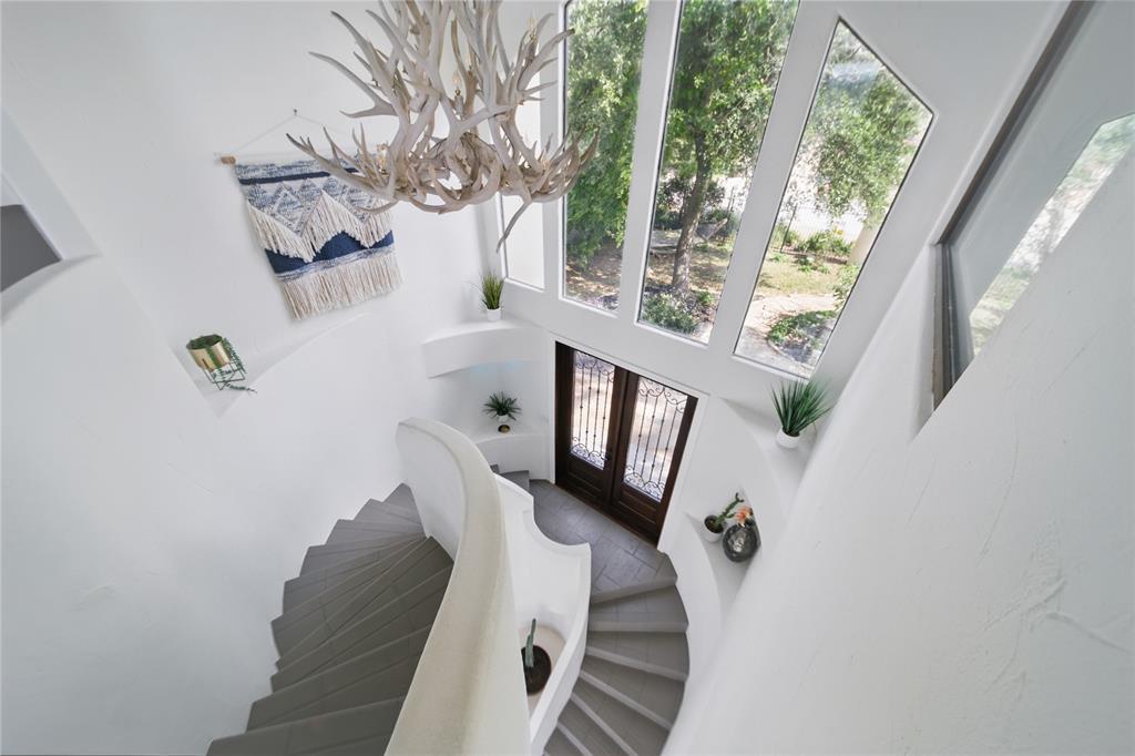 13902 Panorama DR