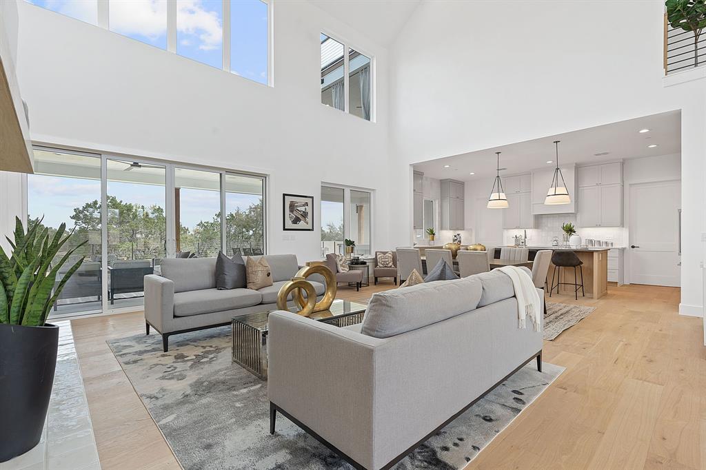 14006 Panorama DR