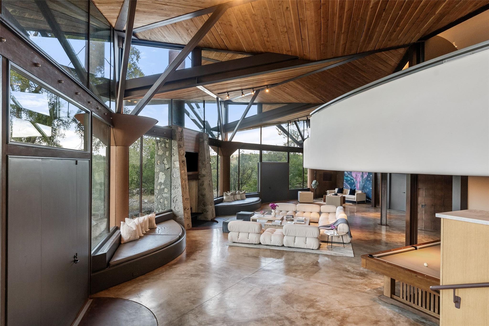4002 Tyx Trail