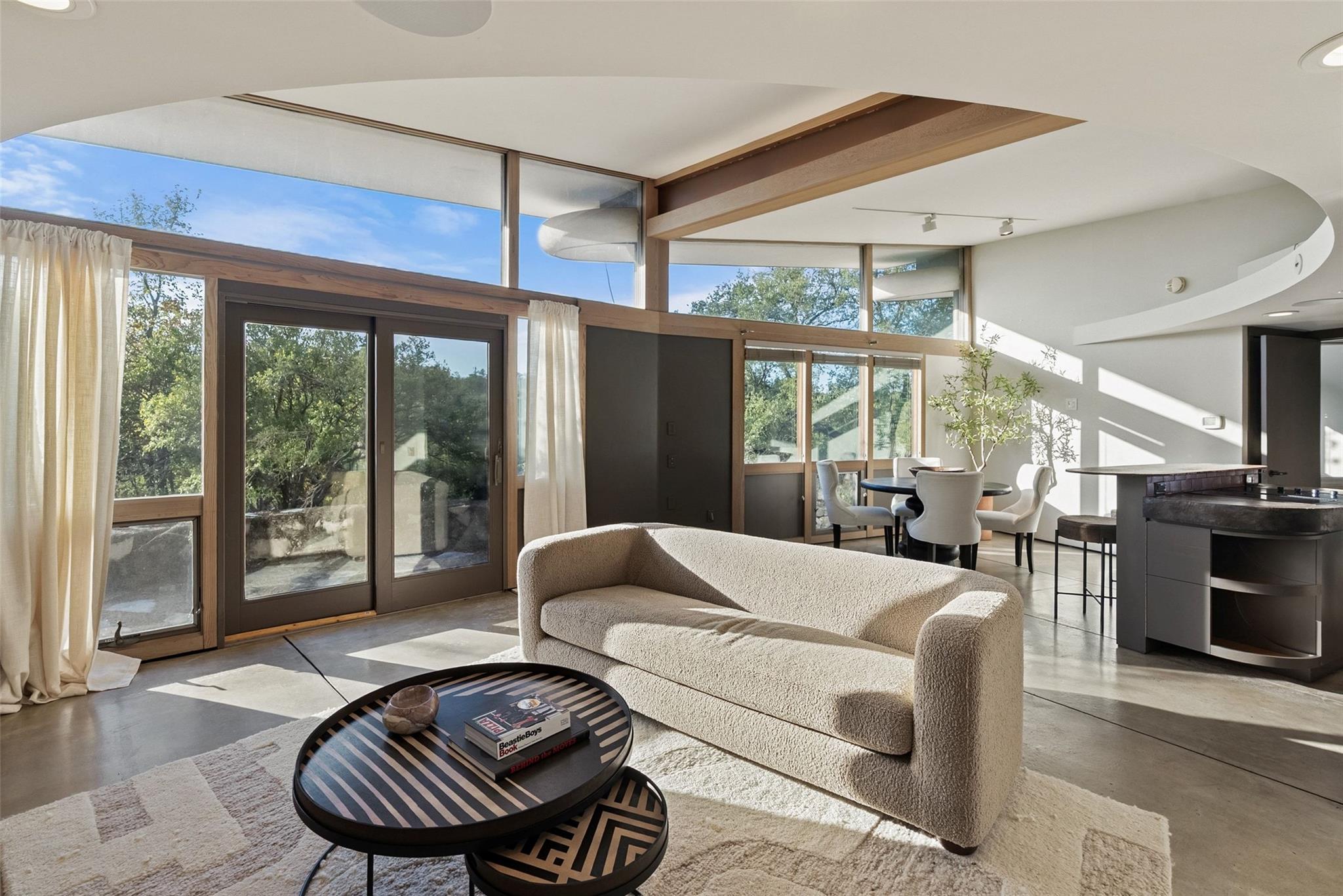 4002 Tyx Trail