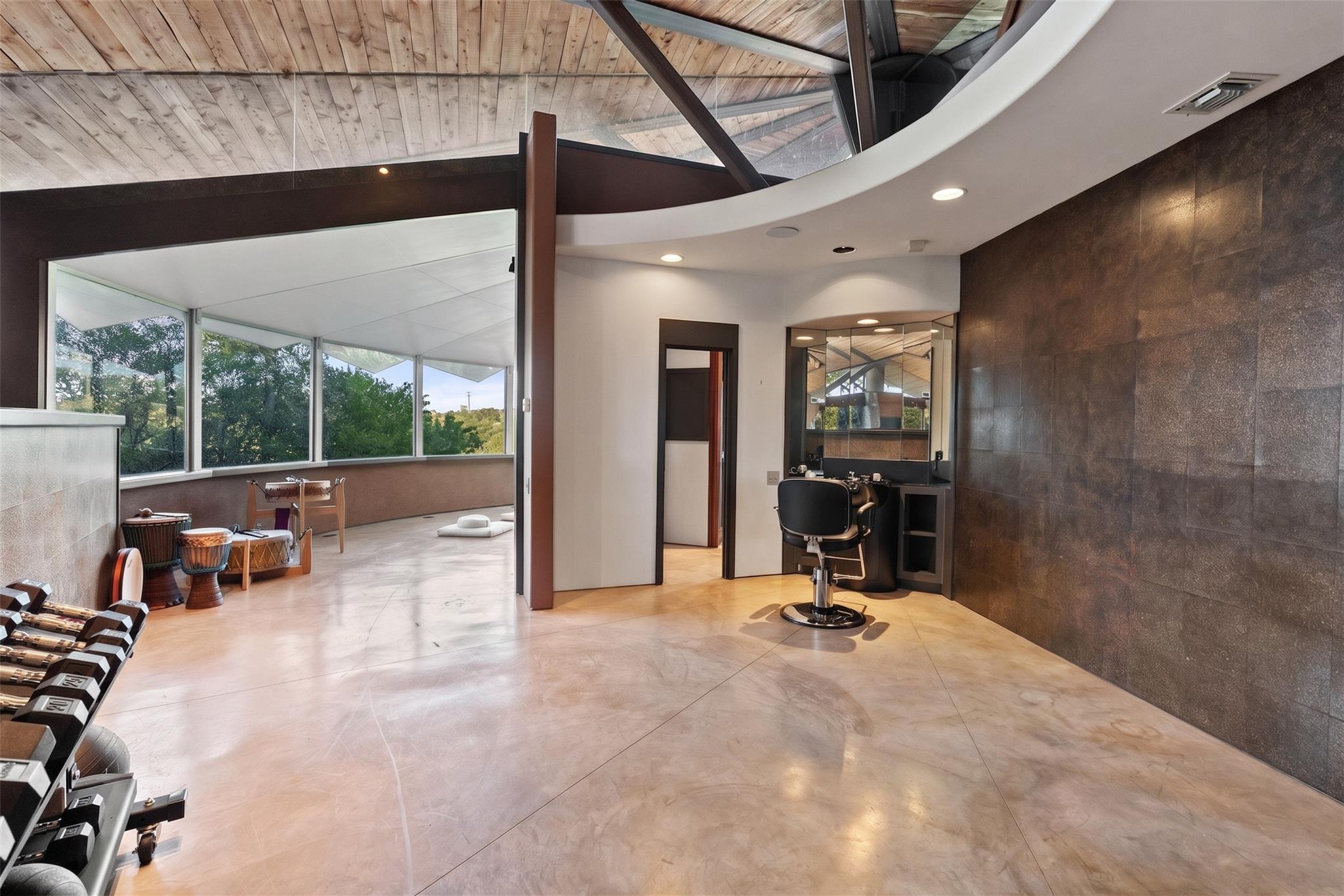 4002 Tyx Trail