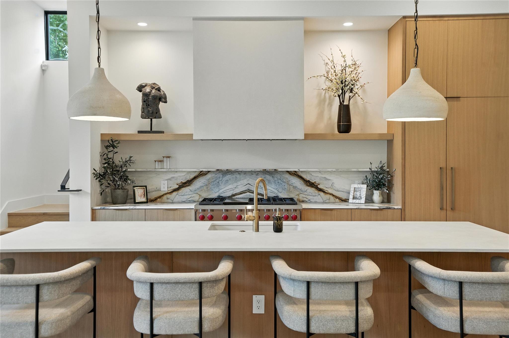2409 Wilke DR