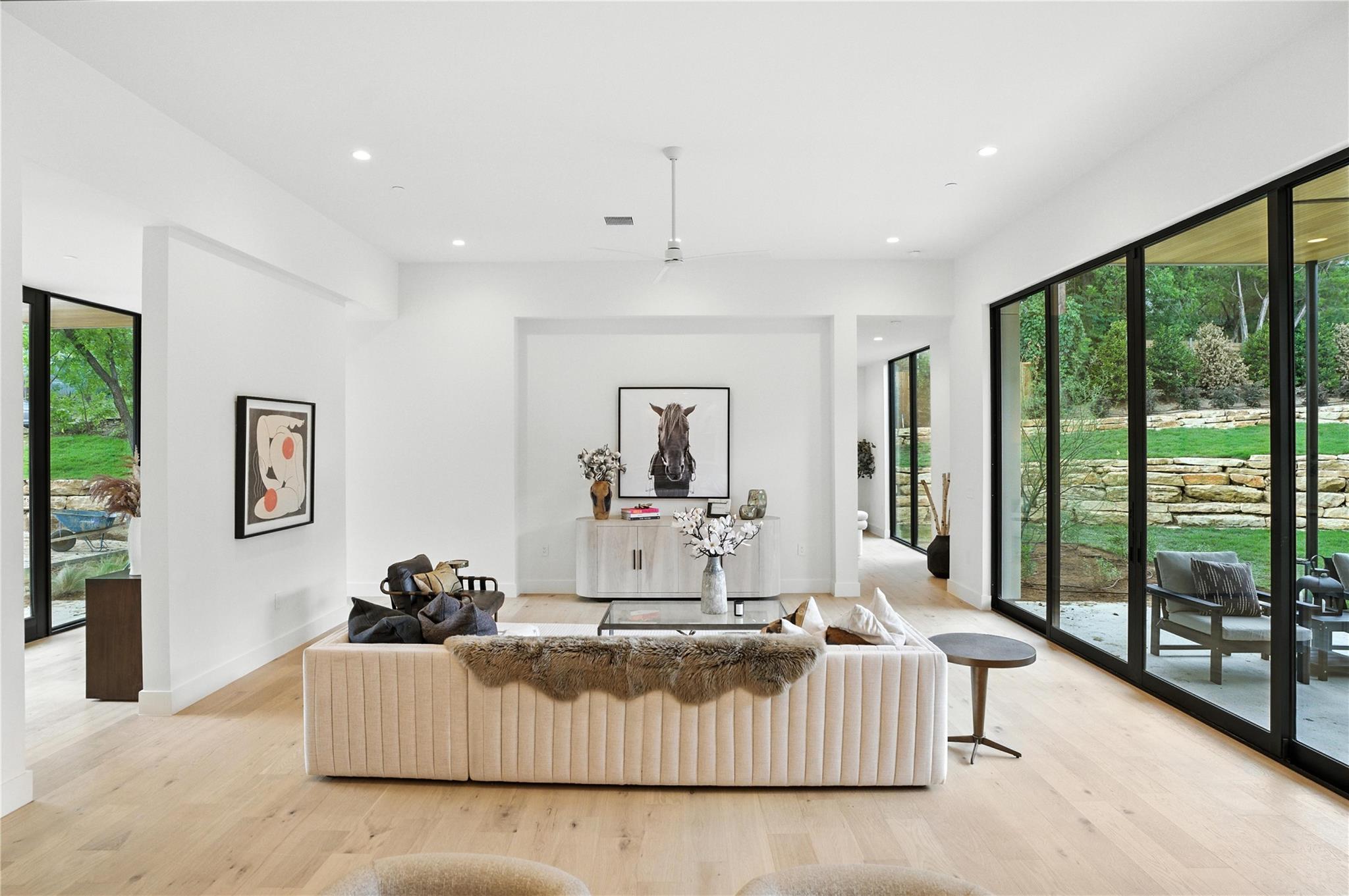 2409 Wilke DR