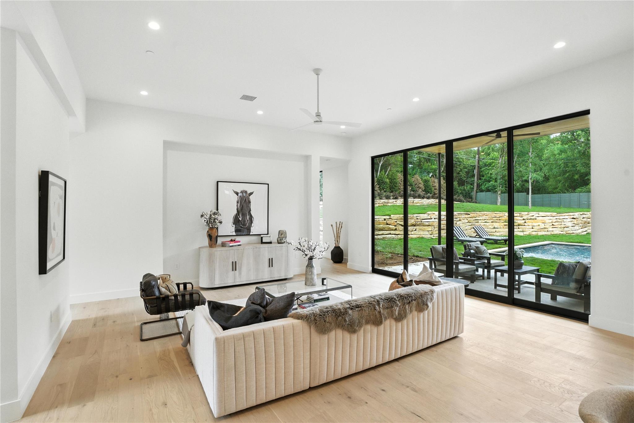 2409 Wilke DR