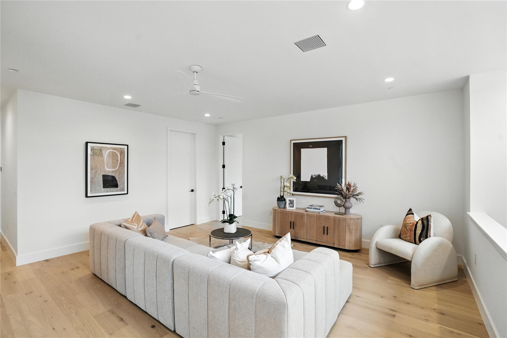 2409 Wilke DR