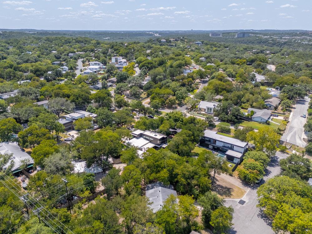 2401 Homedale CIR