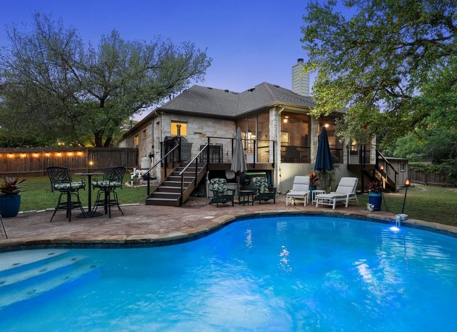 15208 Nightingale LN