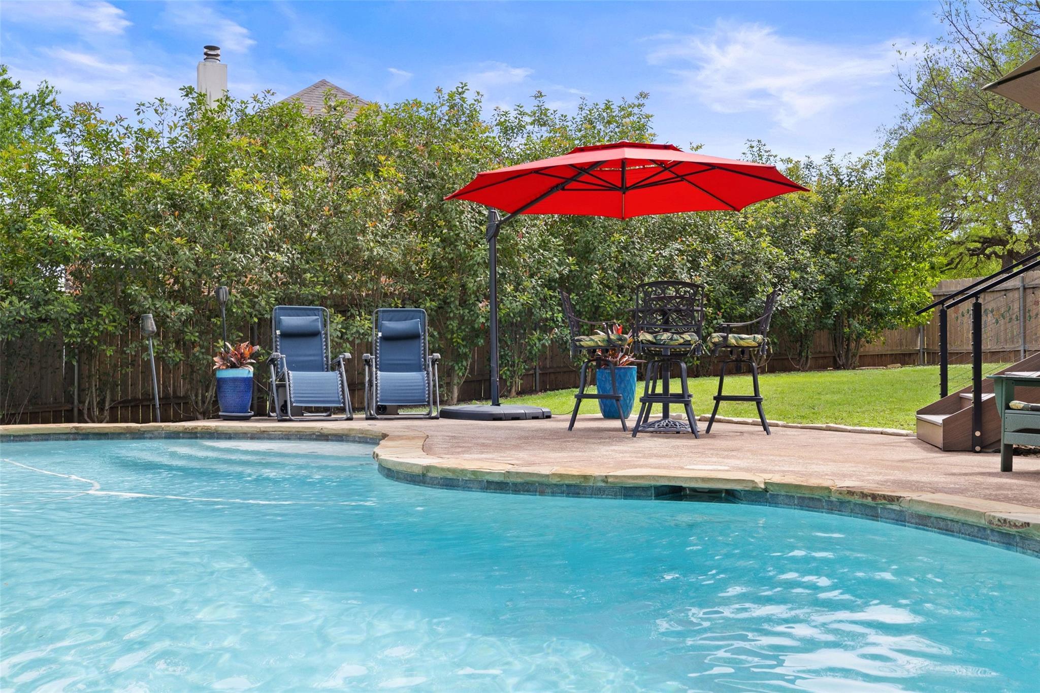 15208 Nightingale LN