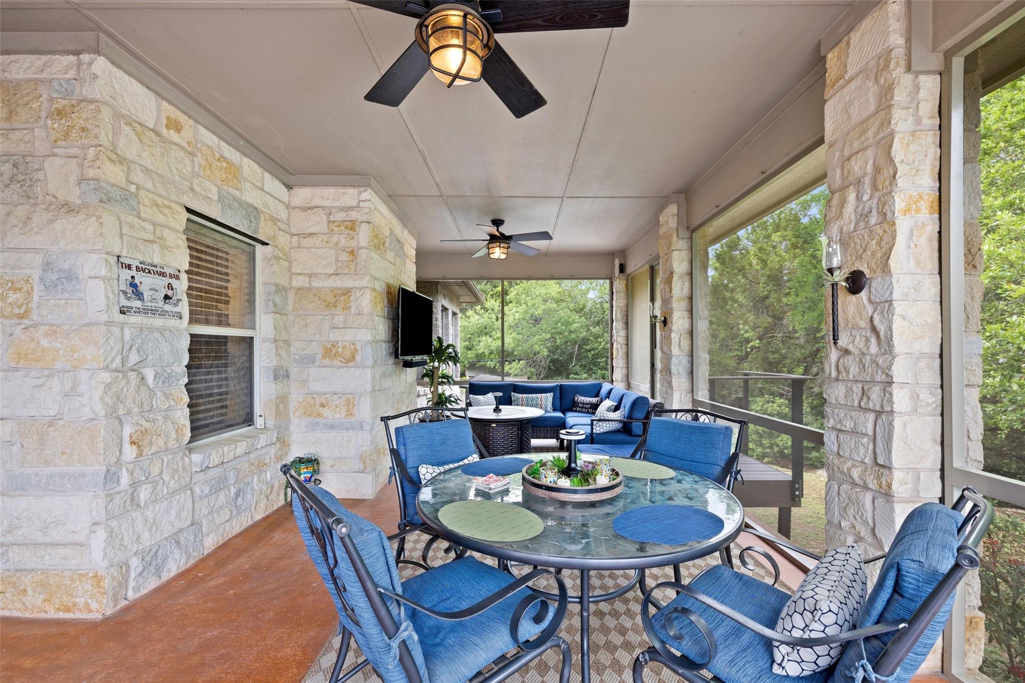 15208 Nightingale LN