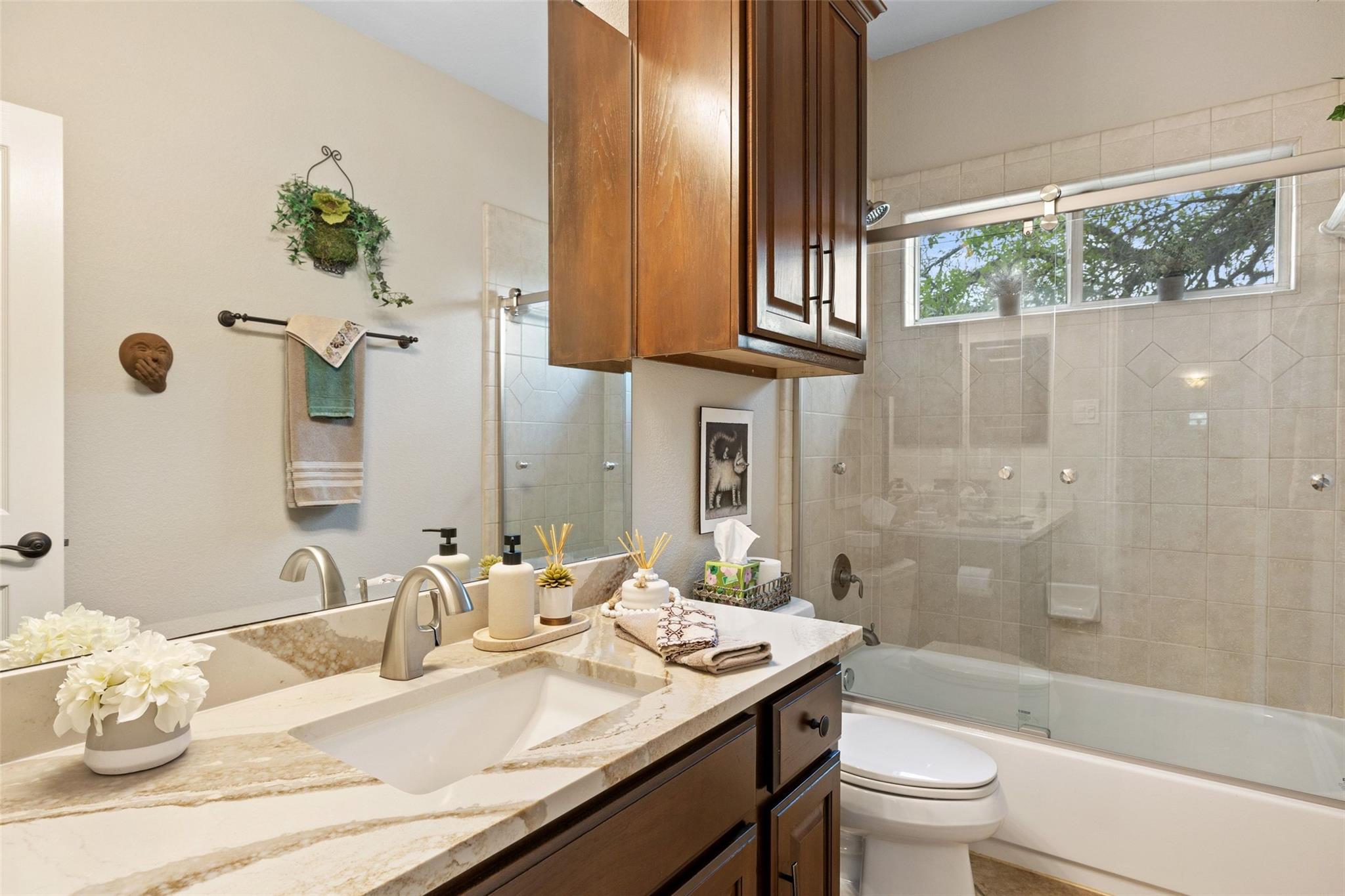 15208 Nightingale LN