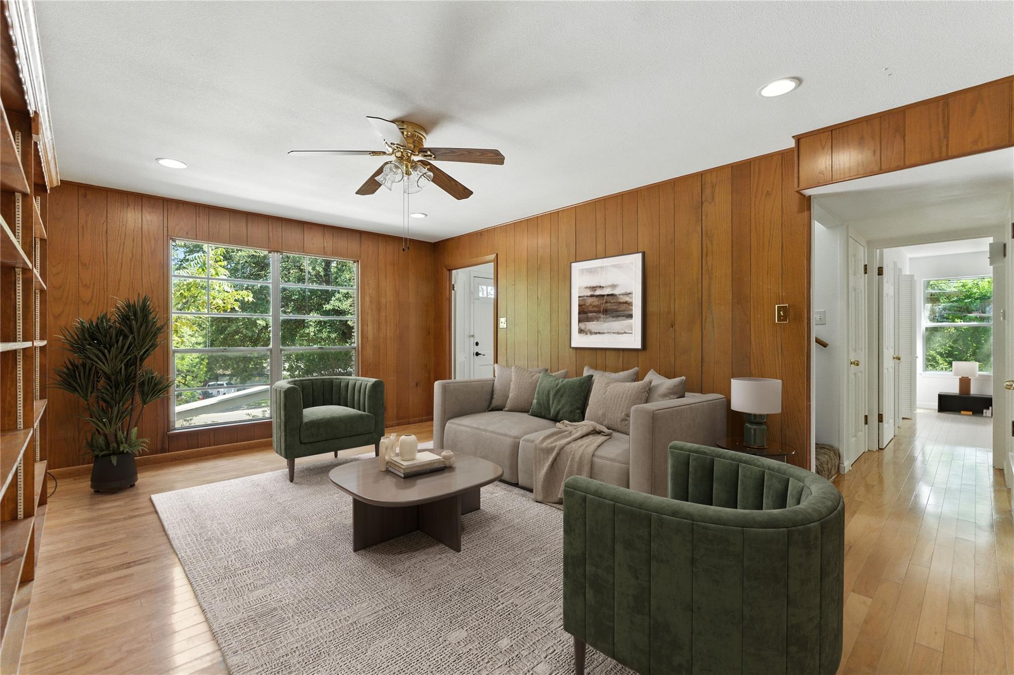 2401 Homedale CIR