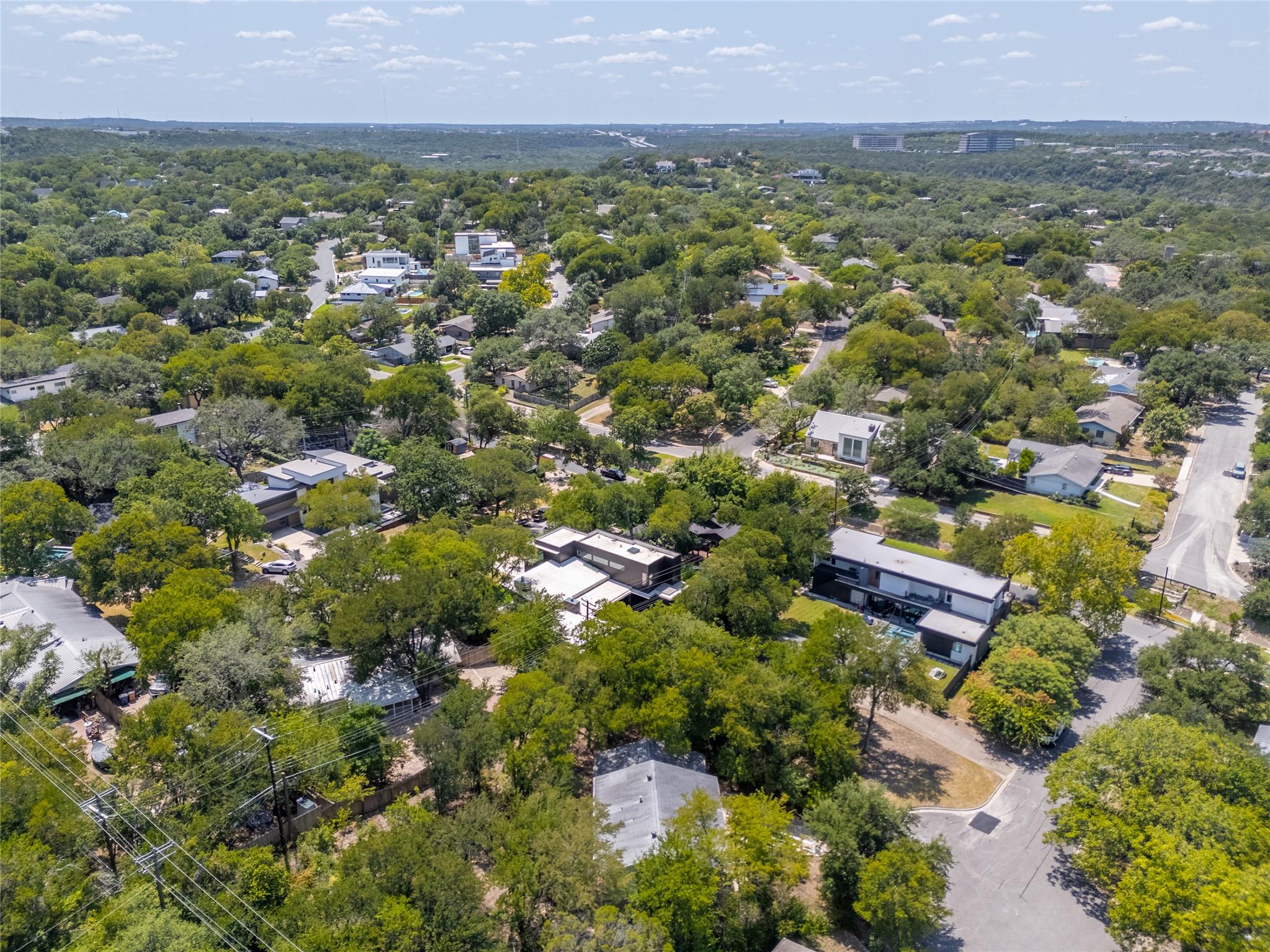 2401 Homedale CIR