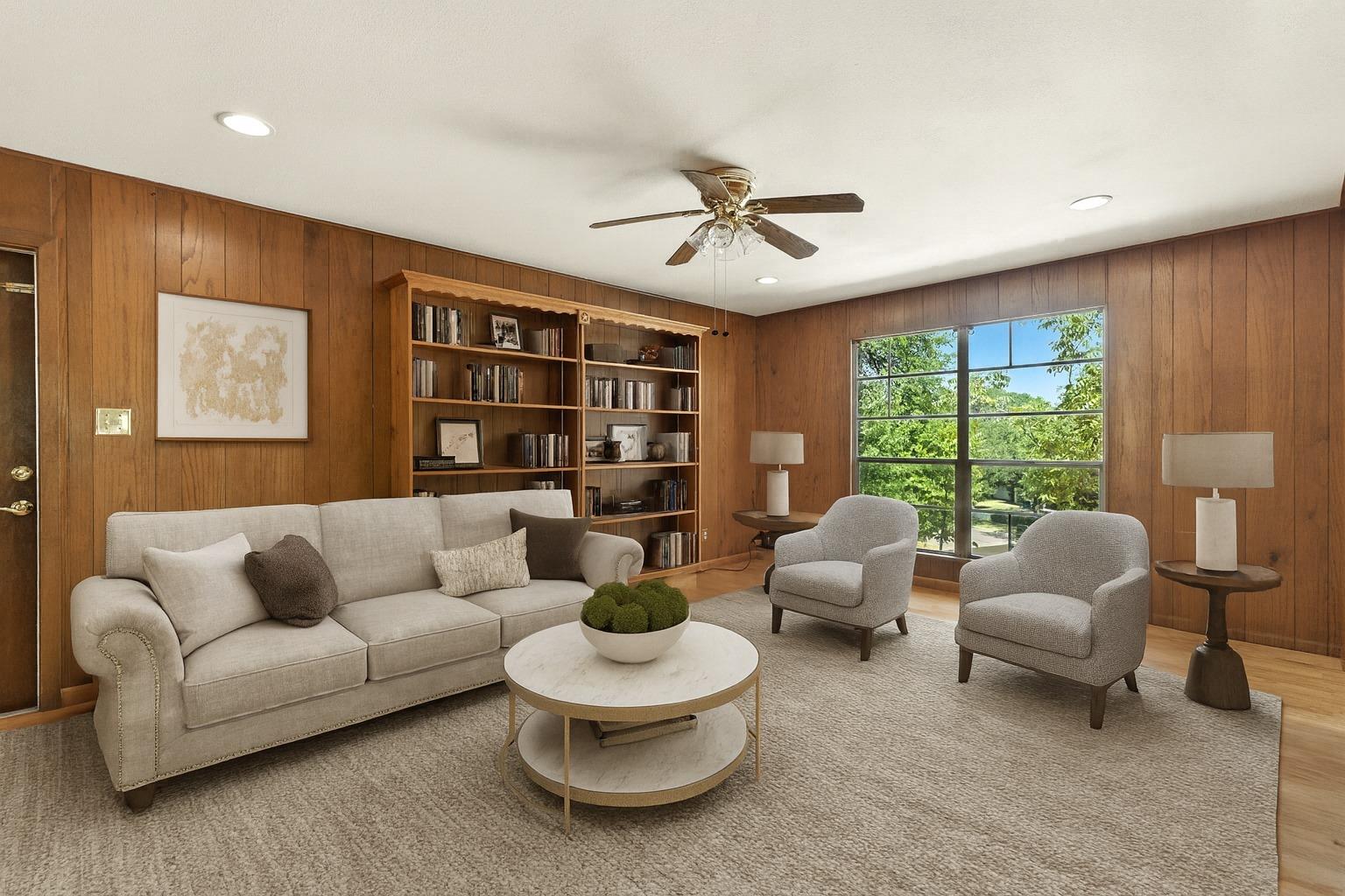 2401 Homedale CIR