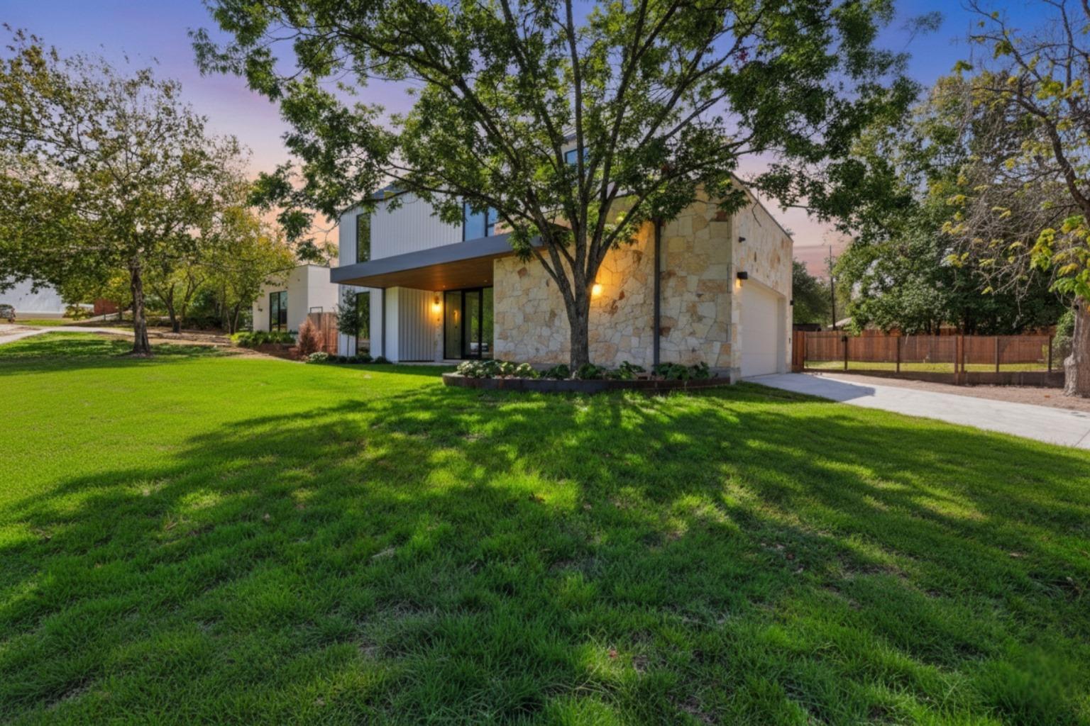2411 Wilke DR