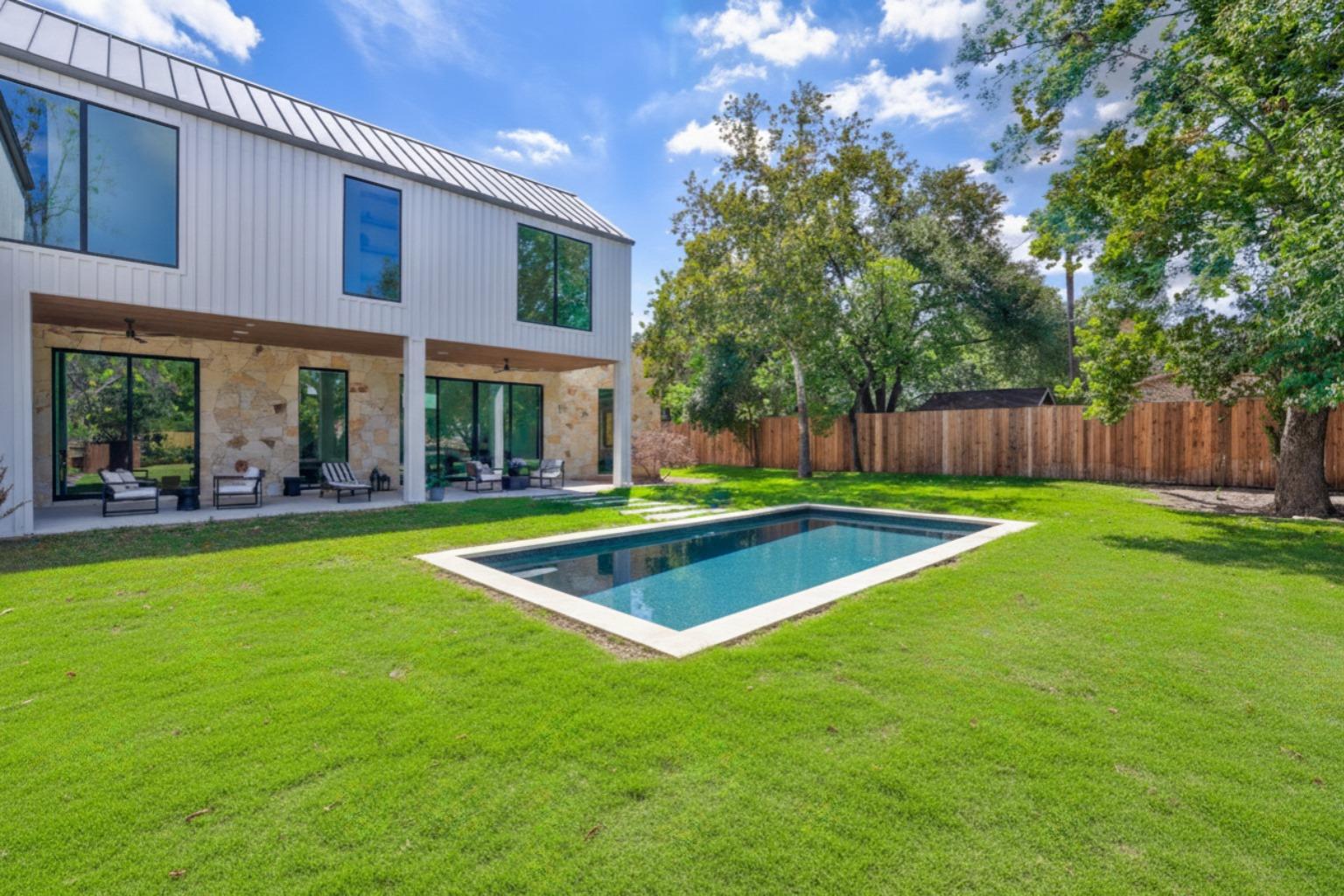 2411 Wilke DR