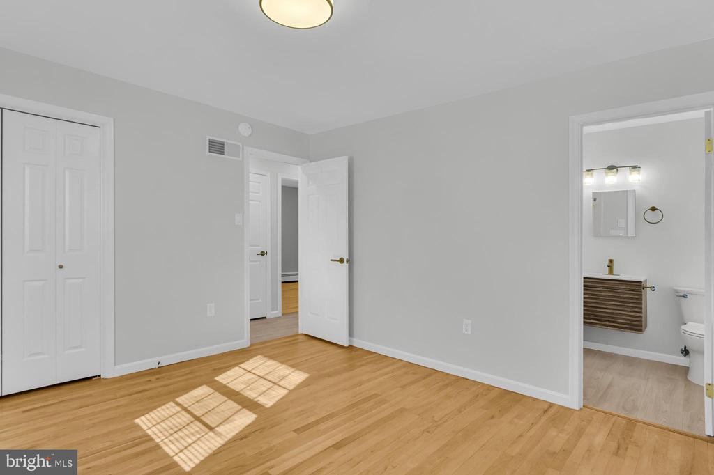 3604 KENT DRIVE