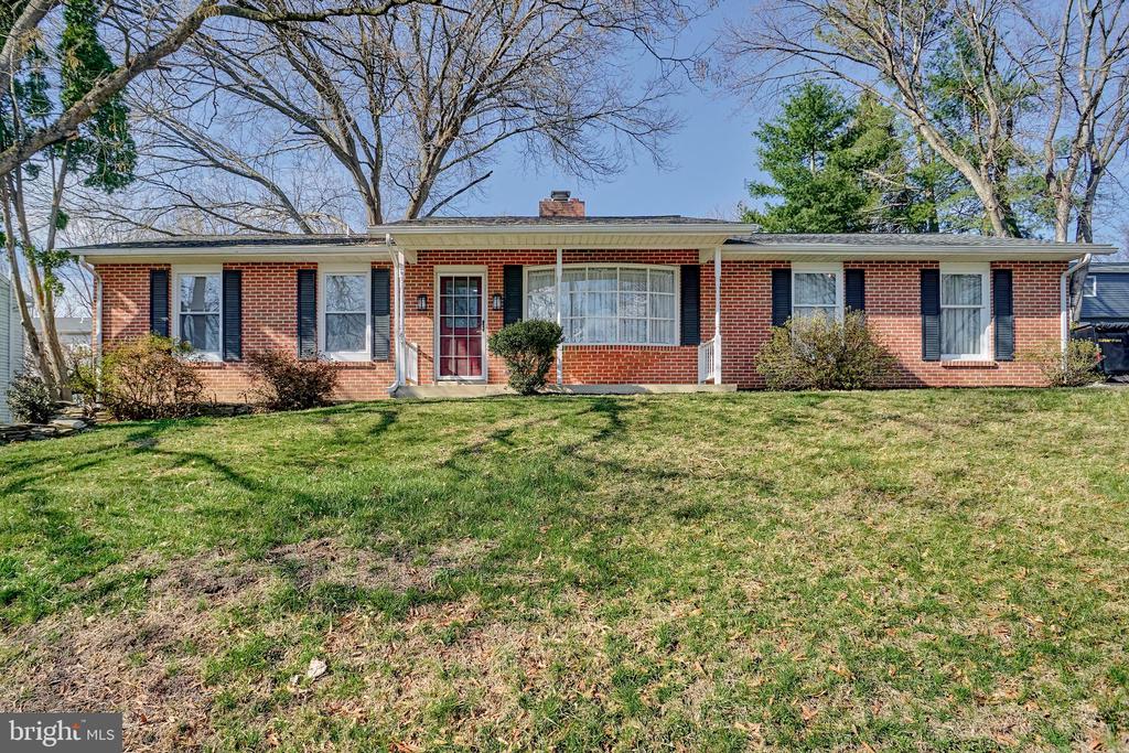 3604 KENT DRIVE